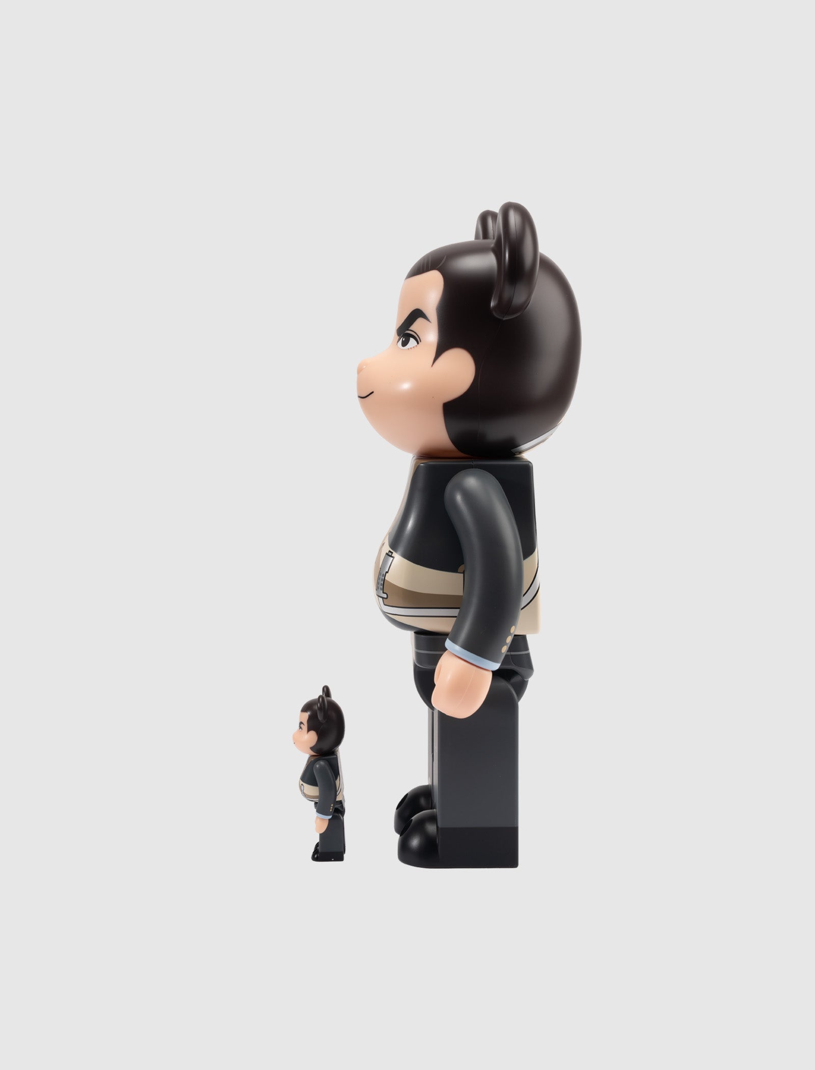 JAMES BOND THUNDERBALL BE@RBRICK 100% & 400%