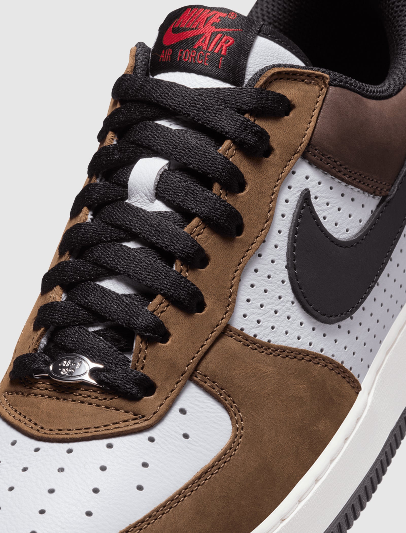 AIR FORCE 1 LOW RETRO