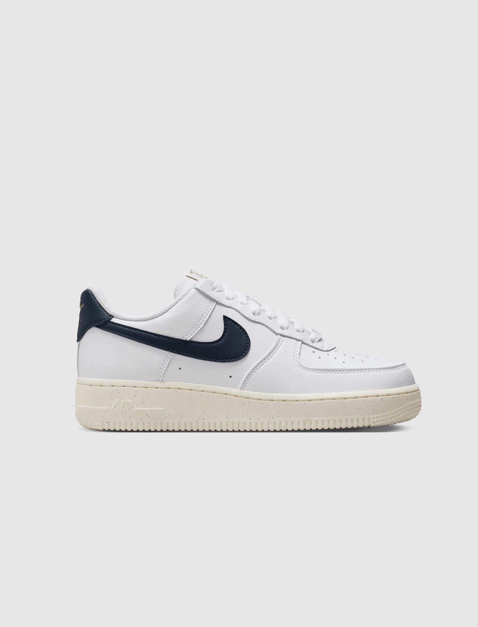 WOMEN'S AIR FORCE 1 '07 NEXT NATURE