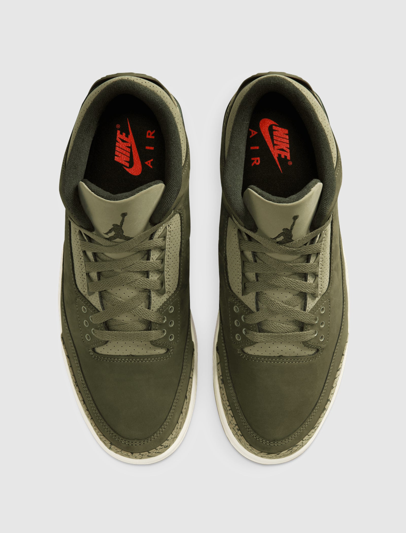 AIR JORDAN 3 RETRO