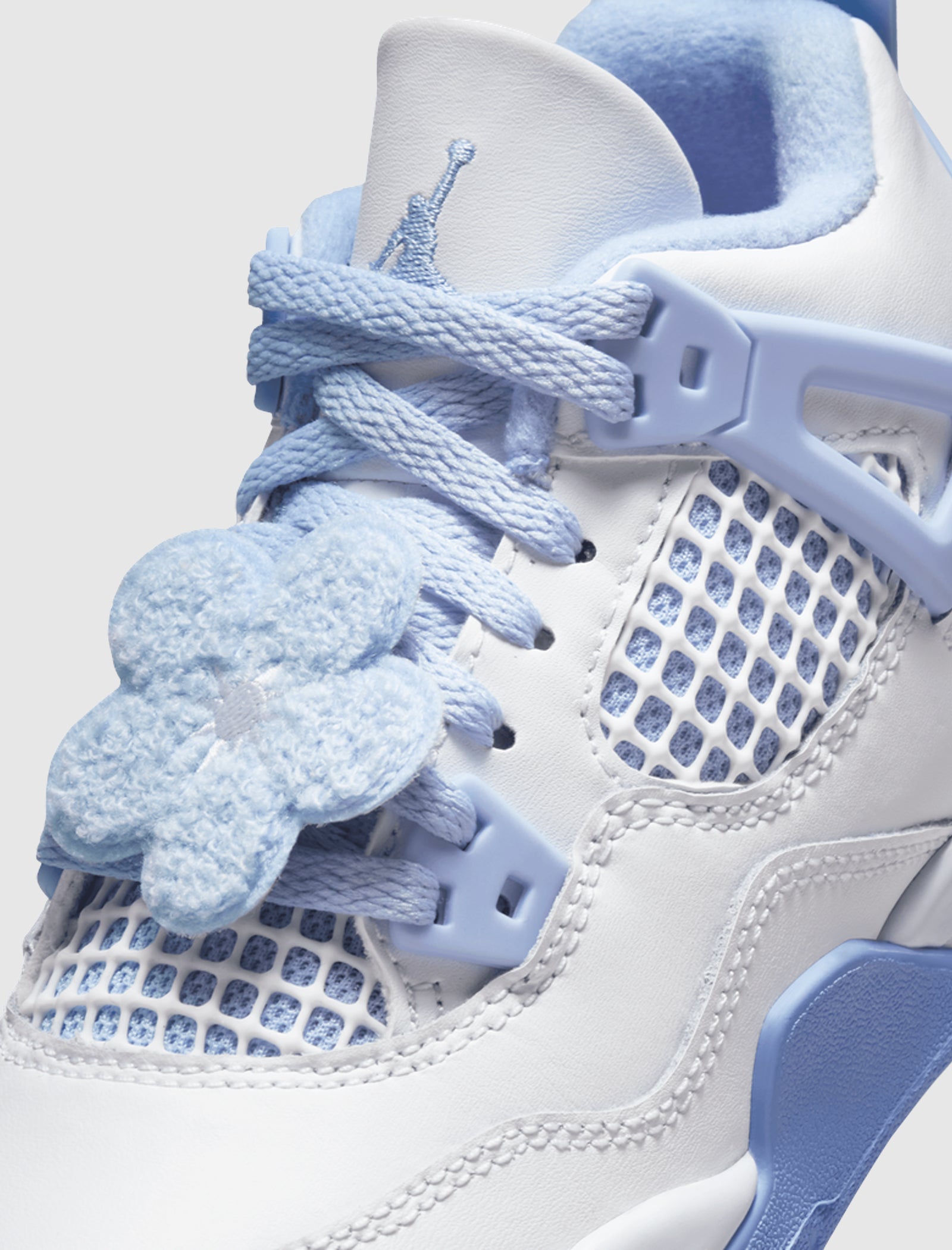 WOMEN'S AIR JORDAN 4 RETRO