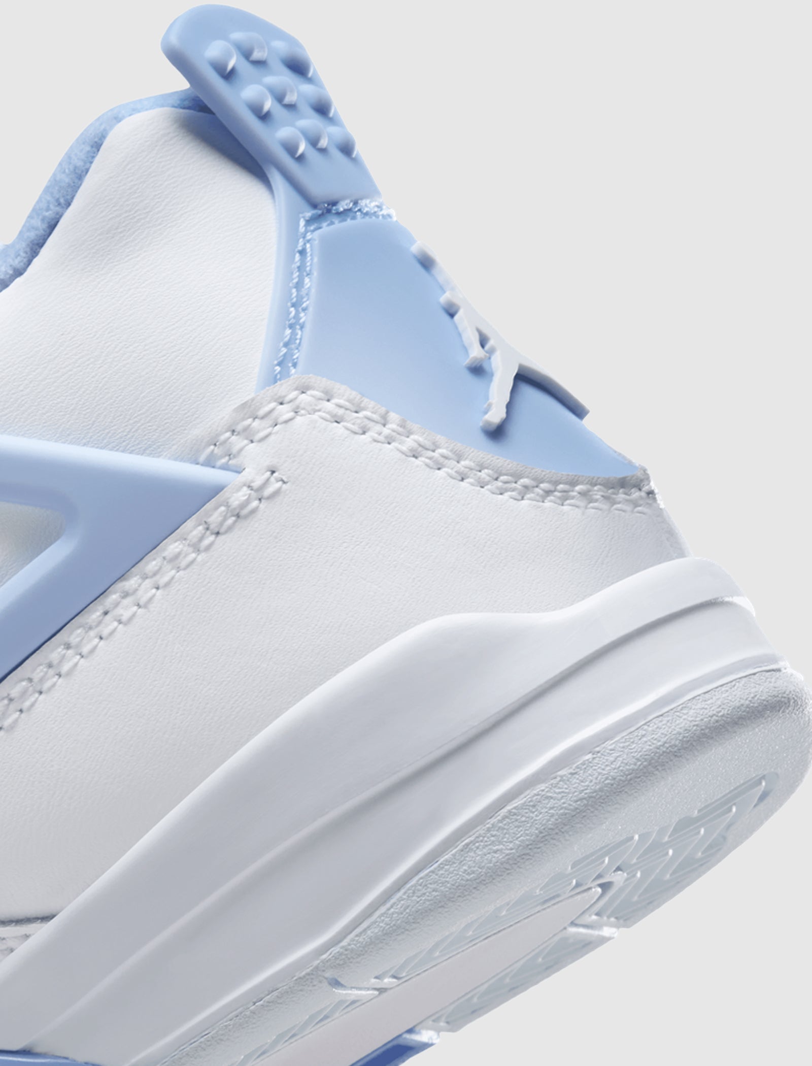 WOMEN'S AIR JORDAN 4 RETRO