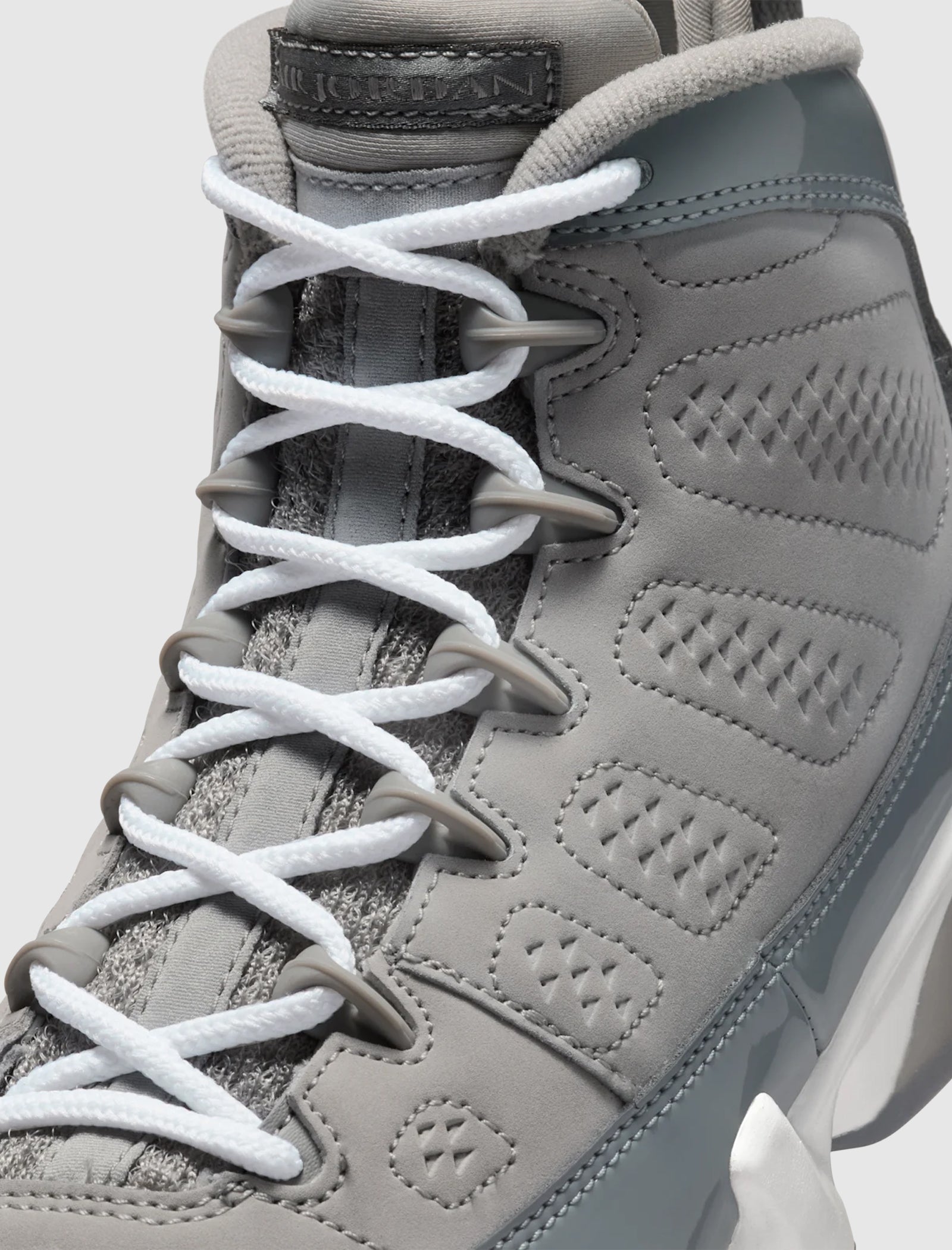 AIR JORDAN 9 RETRO