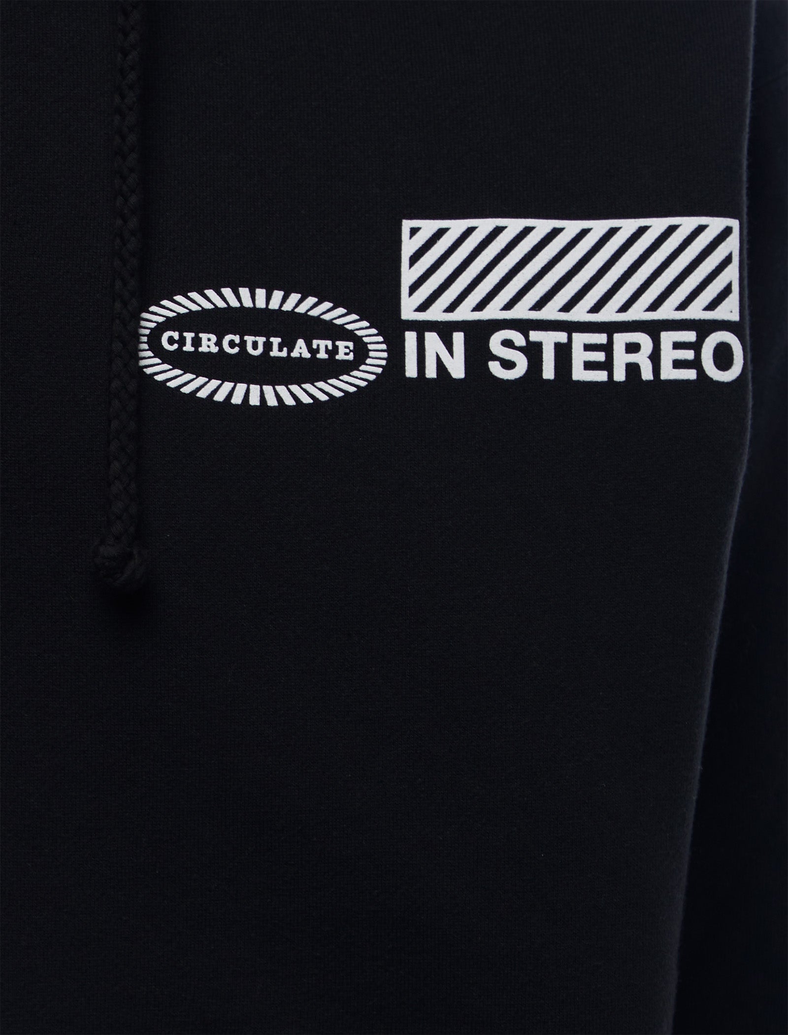 IN STEREO ZIP UP