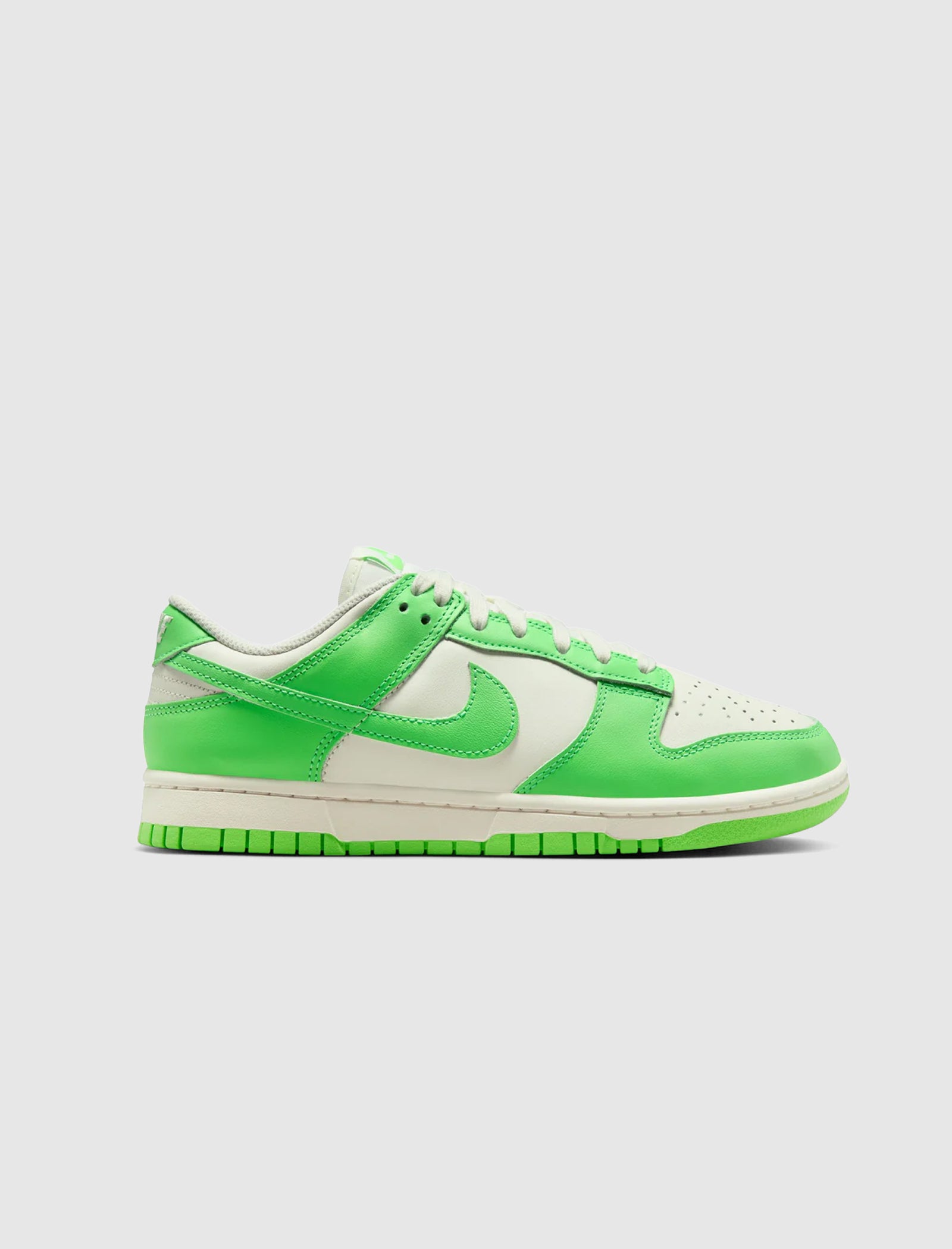WOMEN'S DUNK LOW
