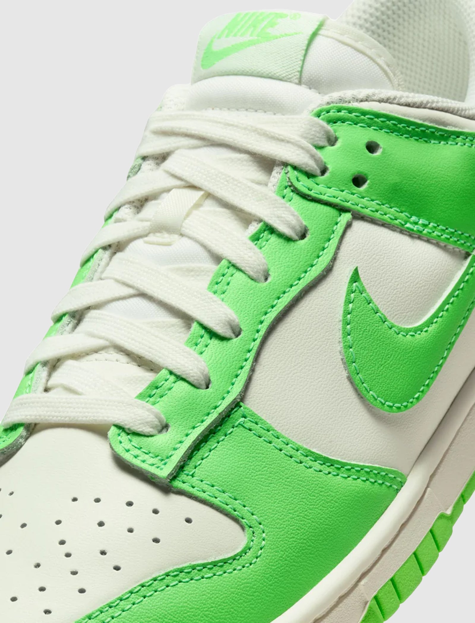 WOMEN'S DUNK LOW