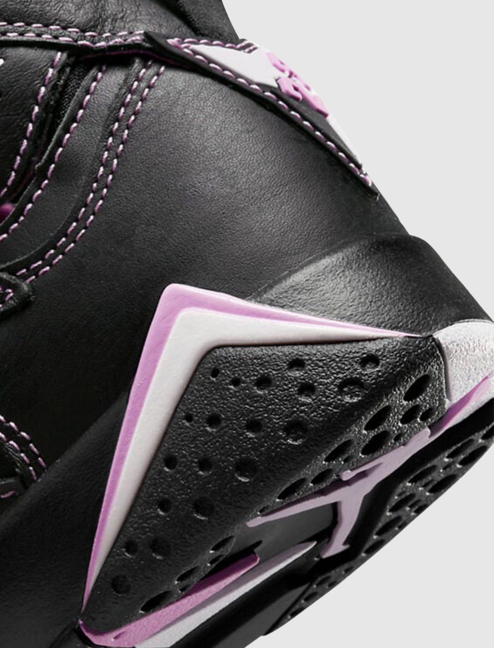 AIR JORDAN 7 RETRO BARELY GRAPE GS APB