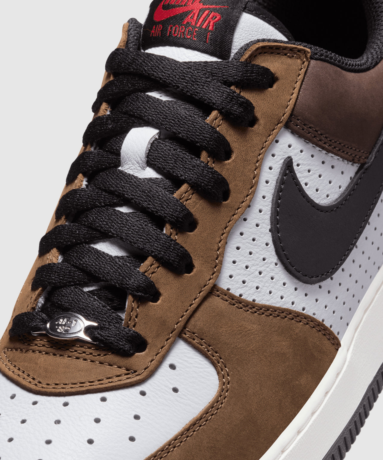 AIR FORCE 1 LOW RETRO 