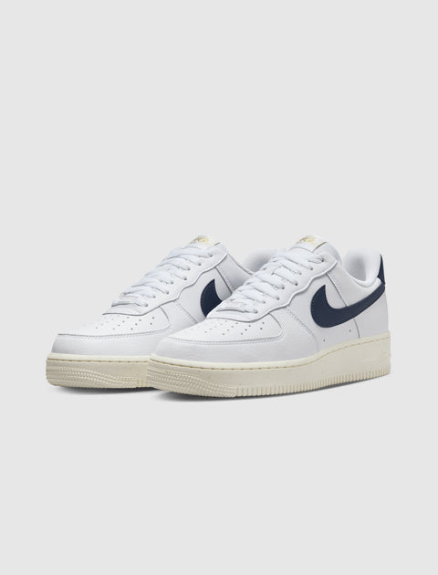 WOMEN'S AIR FORCE 1 '07 NEXT NATURE "WHITE/OBSIDIAN/METALLIC GOLD"