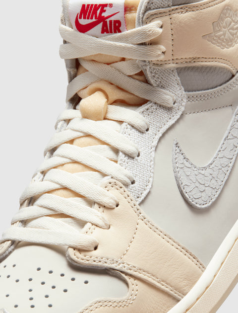 AIR JORDAN 1 HIGH OG "SAIL"