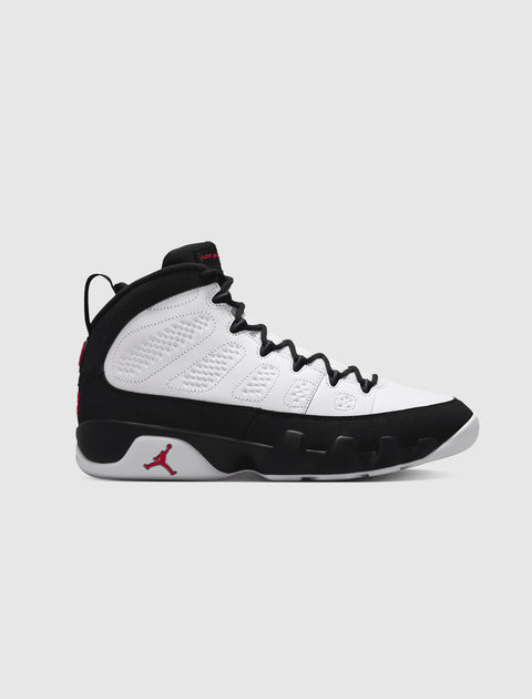 FOOTWEAR