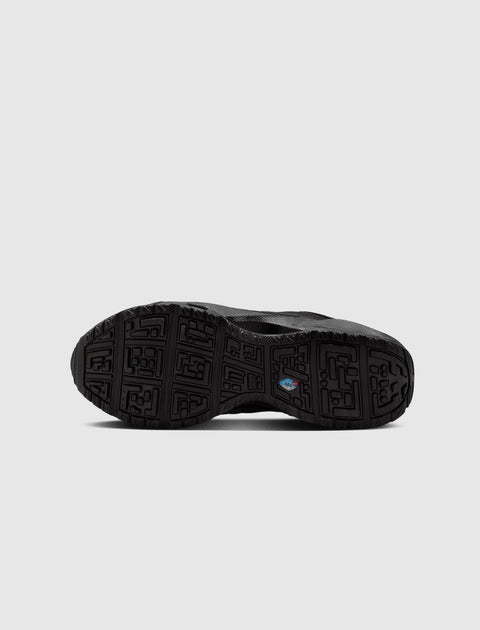 WOMENS AIR MAX SUNDER GORE-TEX "BLACK/DARK SMOKE GREY"