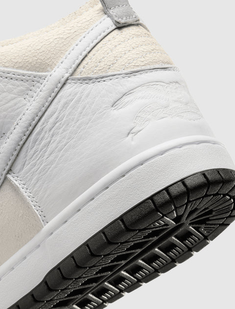 ANTI HERO DUNK HI SB "WHITE/BLACK"