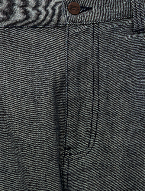 PLEATED BAGGY DENIM SHORTS