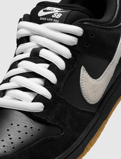 DUNK LOW SB "BLACK/GUM"