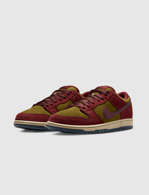 SB DUNK LOW PRO "DARK TEAM RED/BURGUNDY CRUSH"