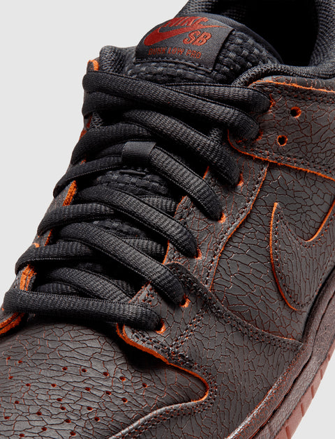 DUNK LOW SB PRO PRM "KRAMPUS"