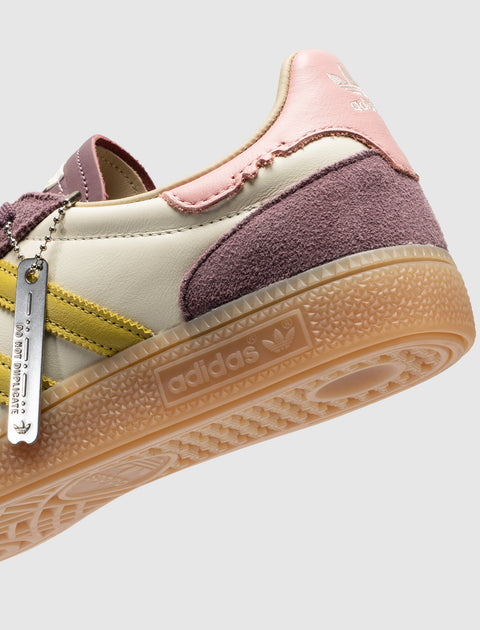 DO NOT DUPLICATE HANDBALL "YELLOW/PURPLE"