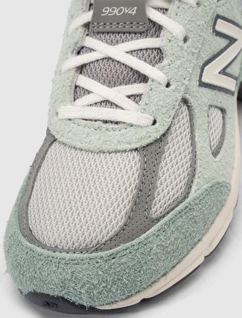 "WILLFUL BIAS" FOR THE WHITAKER GROUP  LITTLE KIDS 990v4