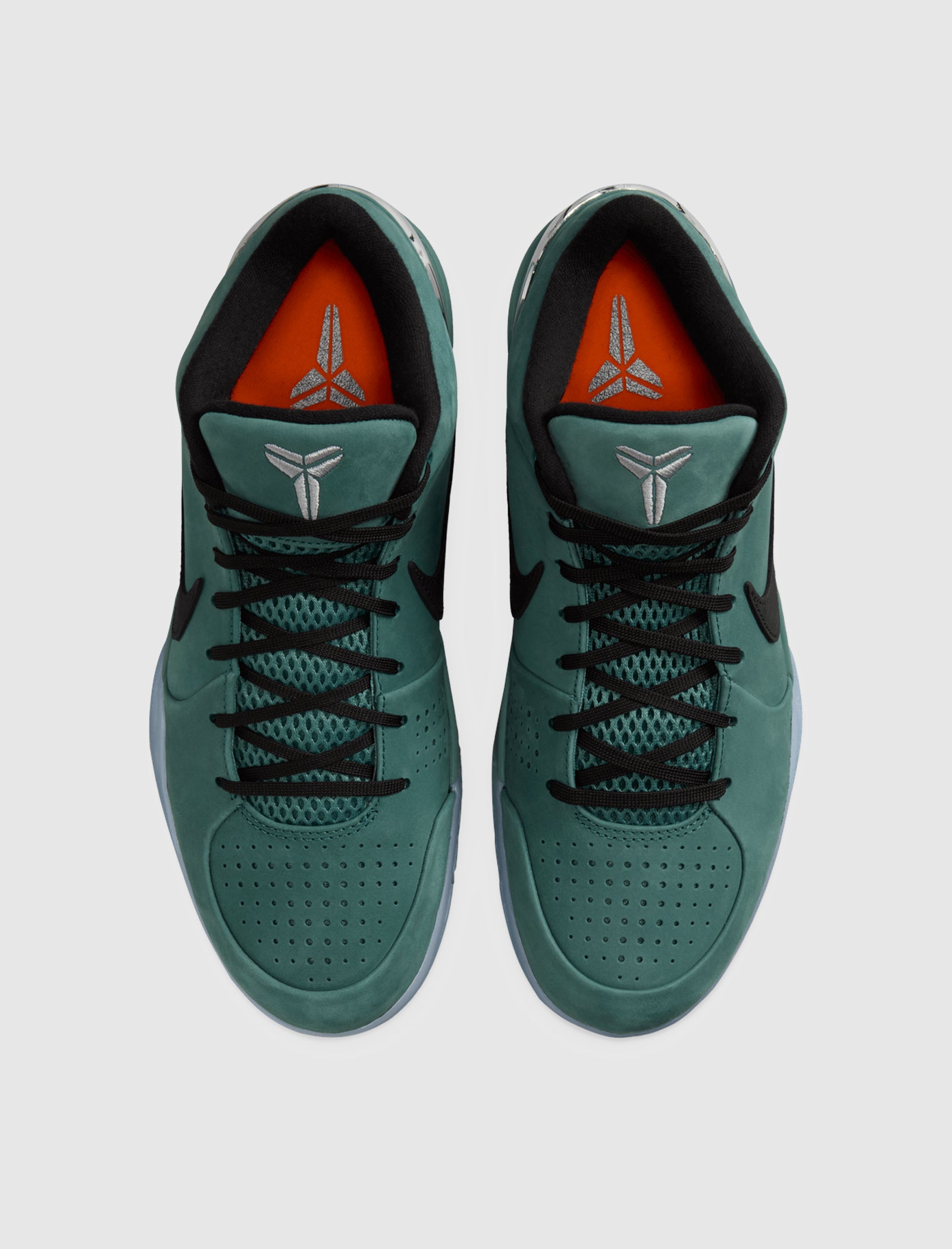 2024人気の KOBE 4  PROTRO 靴