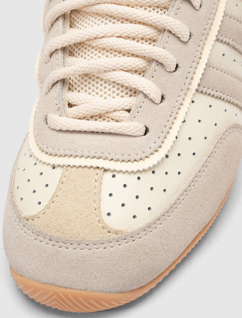 ADIDAS DO NOT DUPLICATE HALLOWEEN CANDY JAPAN PUFF