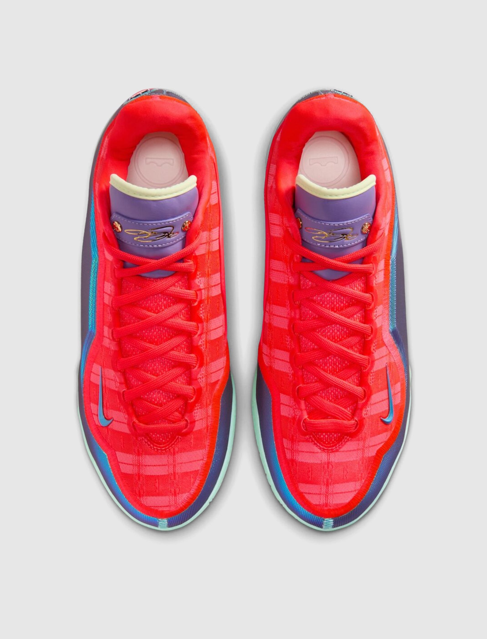 LEBRON XXIII 