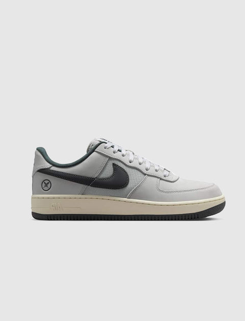 YUTO X NIKE SB AIR FORCE 1