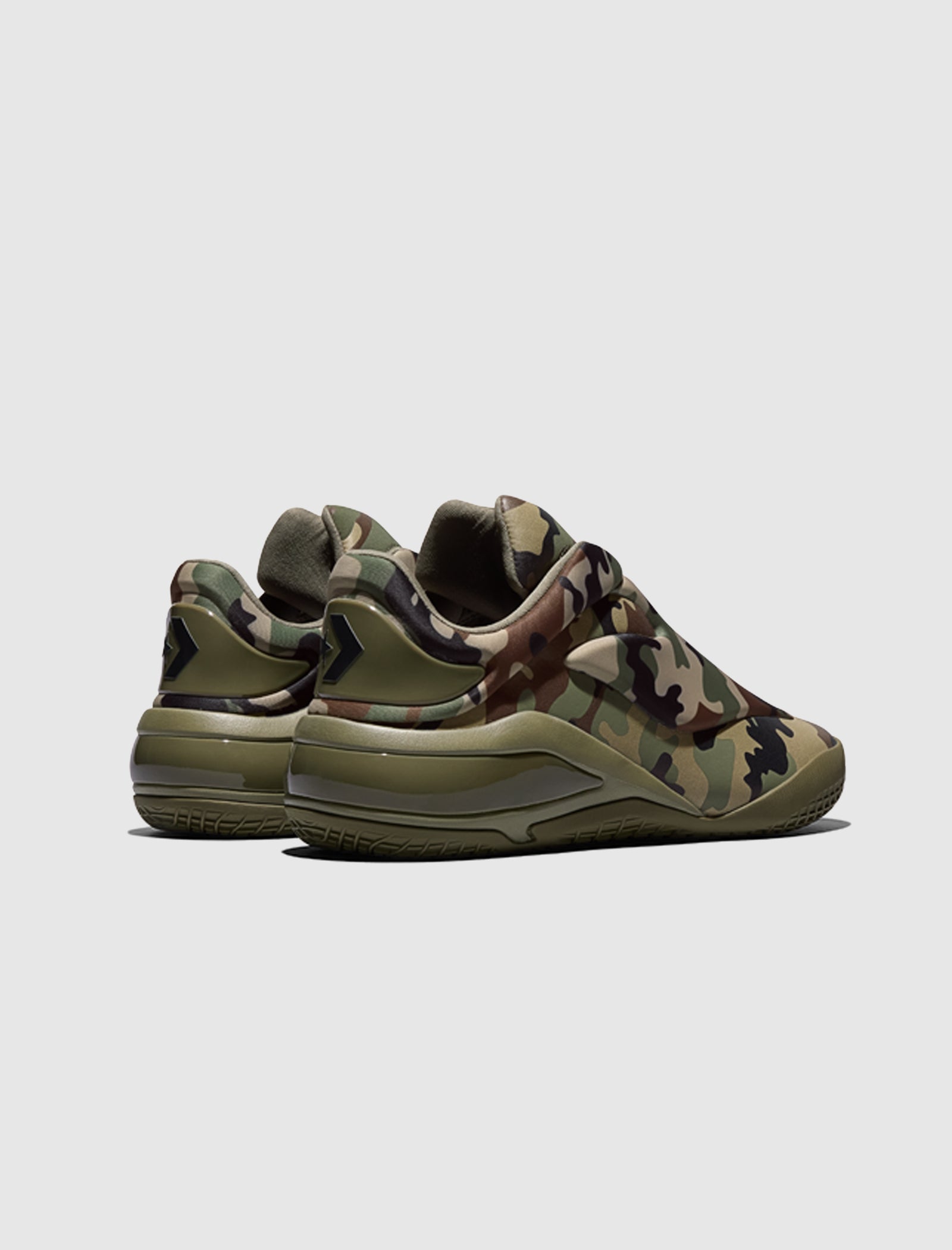 シューズ(男性用) shai 001 camo SHAI 001 