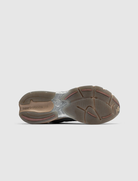 TWG NEW BALANCE 2010 "OSTRICH"
