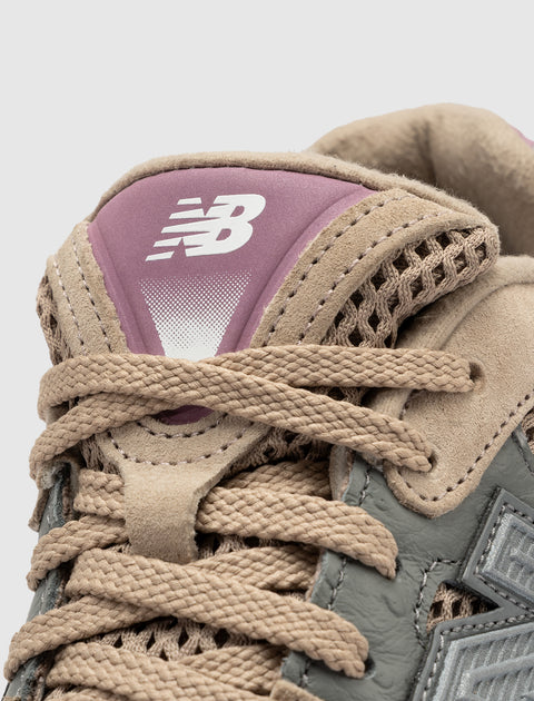 TWG NEW BALANCE 2010 "OSTRICH"