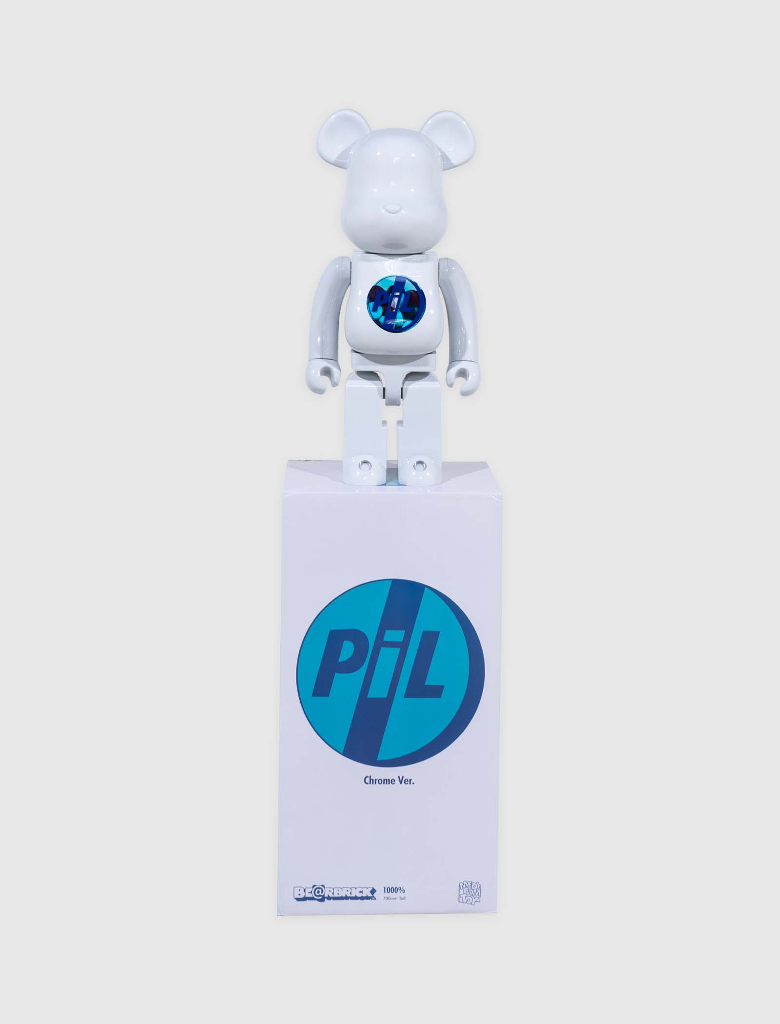 MEDICOM PIL CHROME VERSION 1000% BE@RBRICK – APB Store